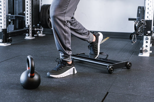 A man working out on a GHR