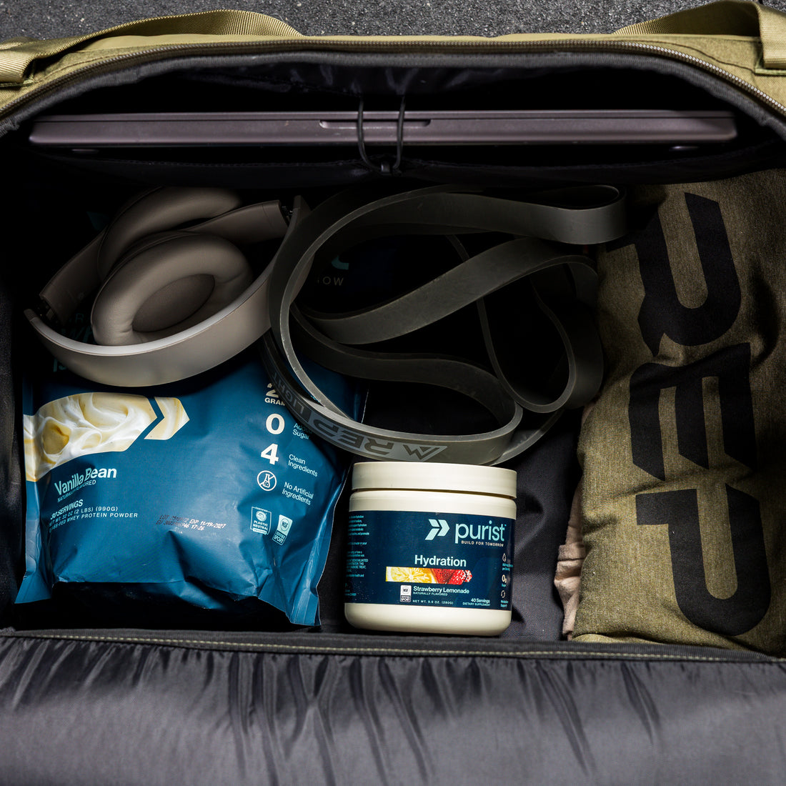The REP Fitness Slate Duffel Bag interior space