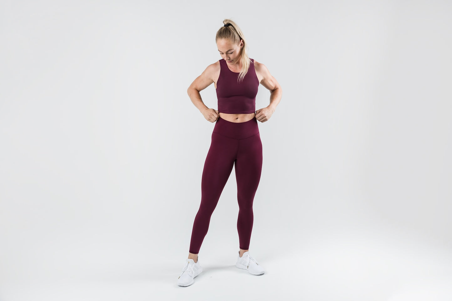 Women's Eos tight in wine