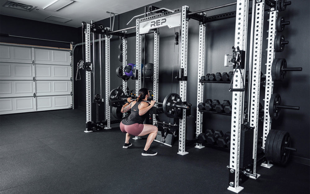 Athlete doing squats inside of the Hyperion series 1