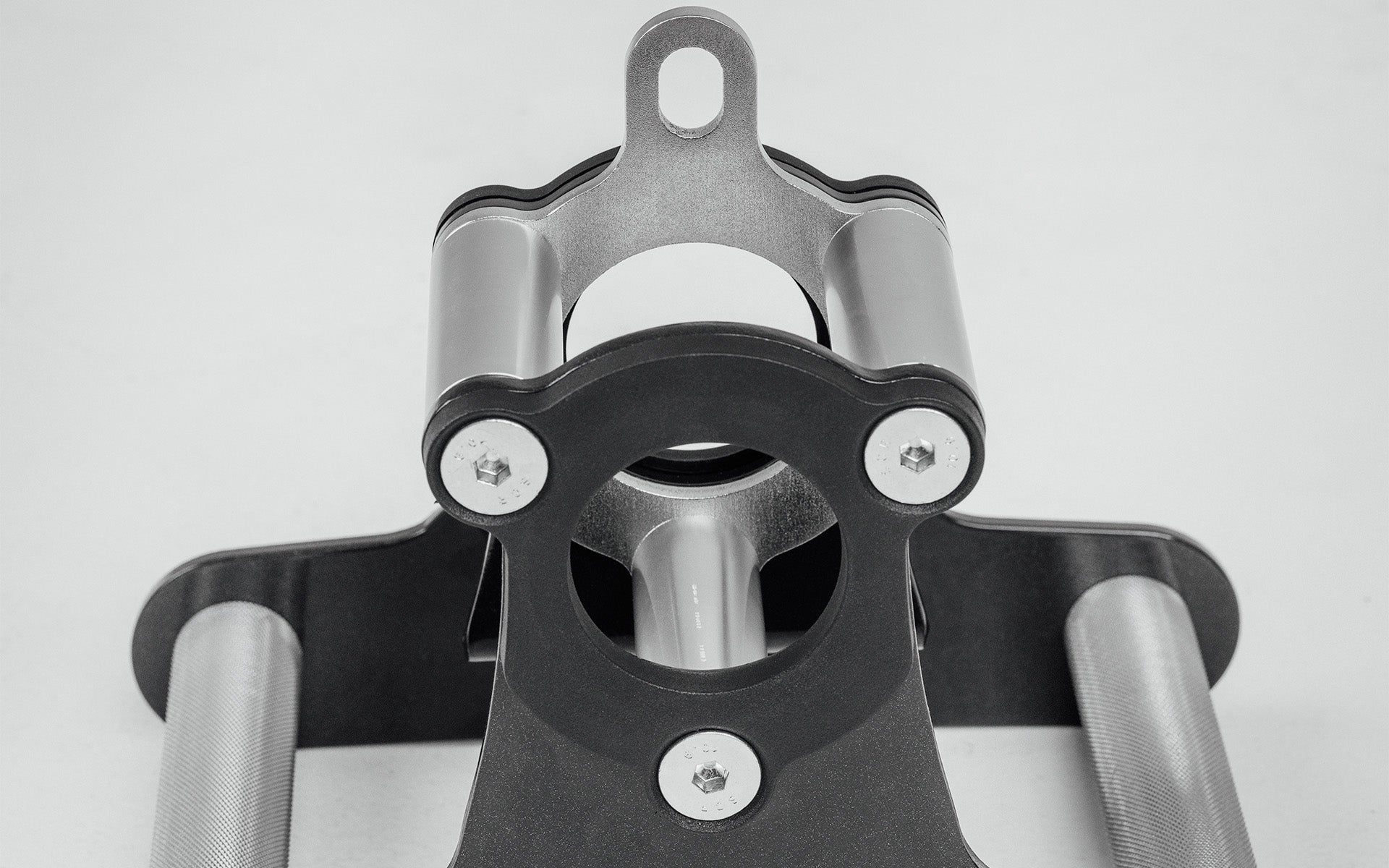 REP® x Kleva Built® Atlas™ Close-Grip Cable and Landmine Attachment