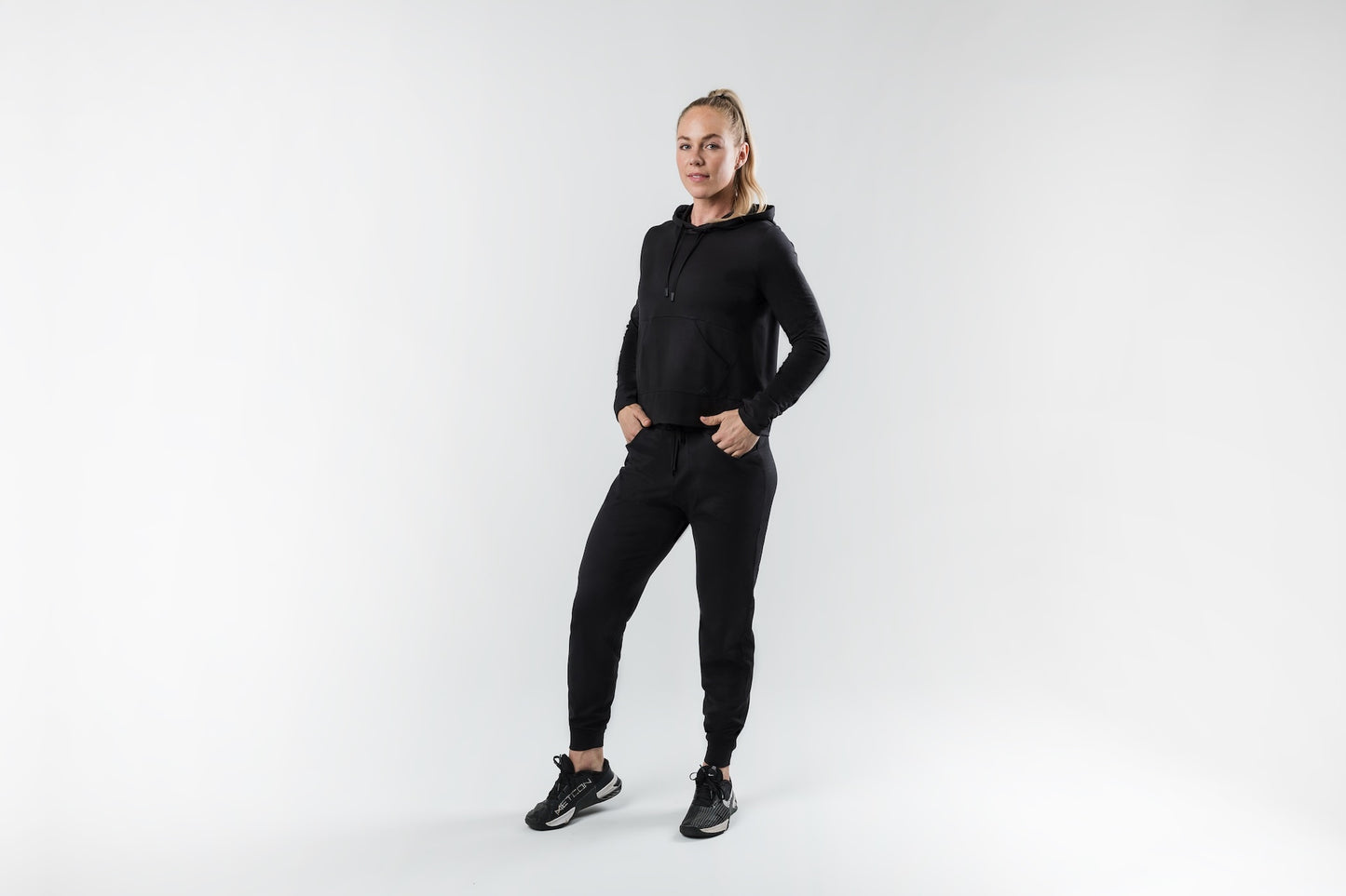 Women's Vellus Hoodie in Heather Black