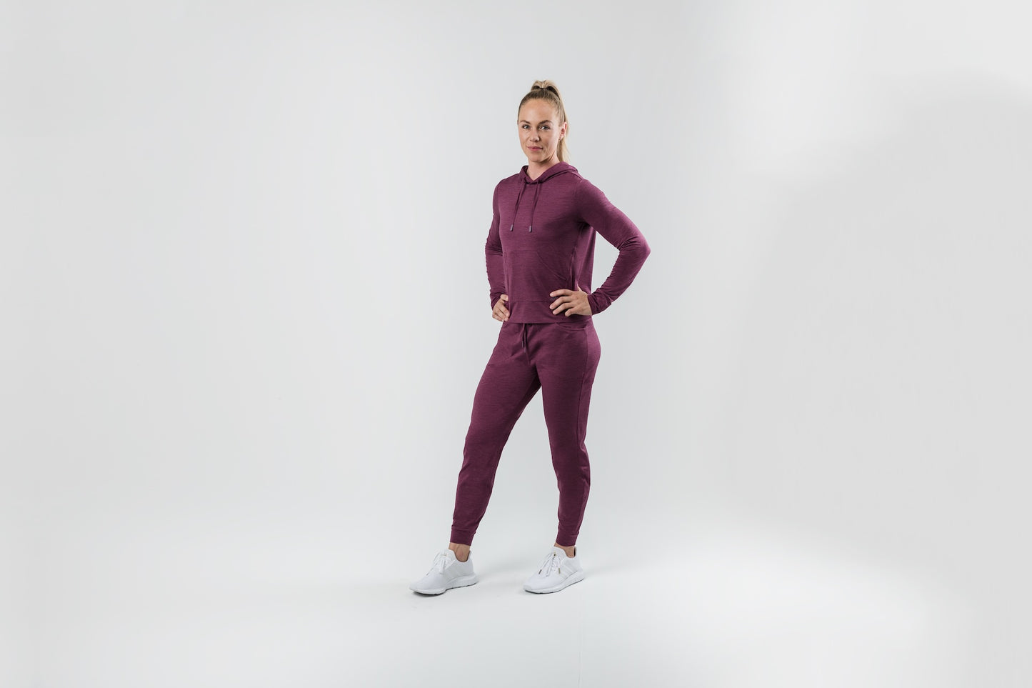 Women's Vellus Hoodie in Heather Wine