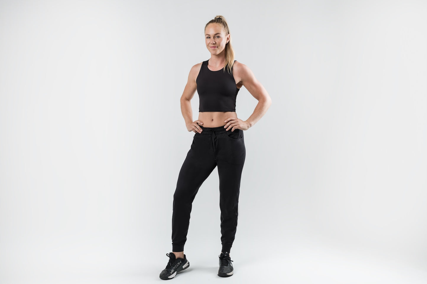 Women's Vellus Jogger in Heather Black