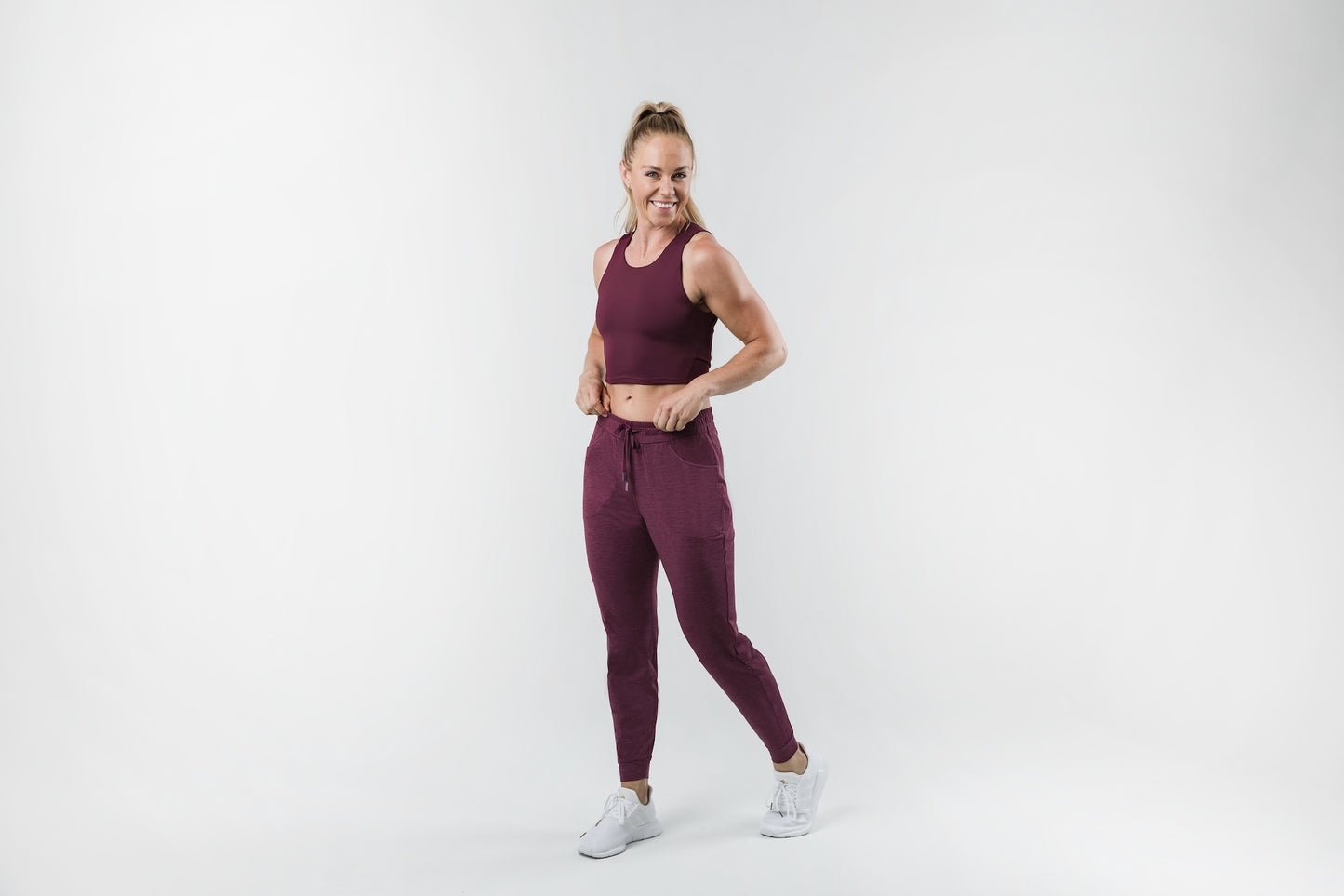 Women's Vellus Jogger in Heather Wine