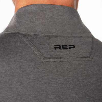The REP Fitness Men's Apollo Half Zip in Heather Cool Gray collar detail