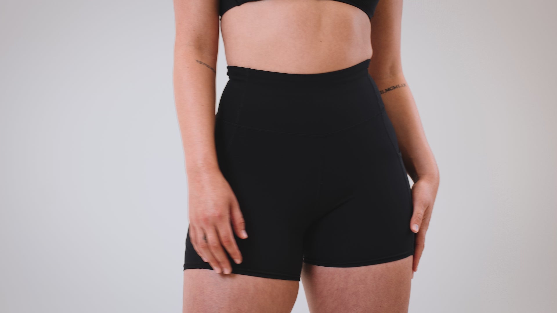 Women's Forma Shorts short video in Black, Navy, and Mauve,