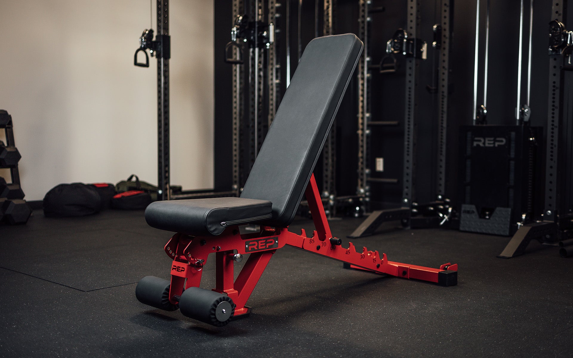 Adjustable Weight & Workout Bench